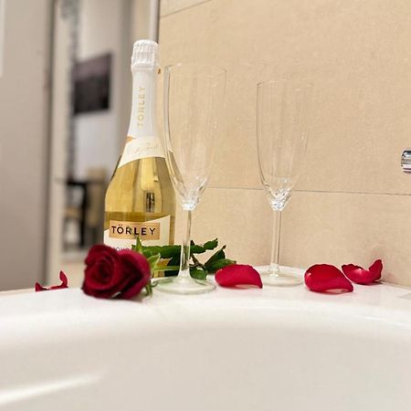 Central Walk Fashionstreet Apartmnts 布达佩斯 外观 照片