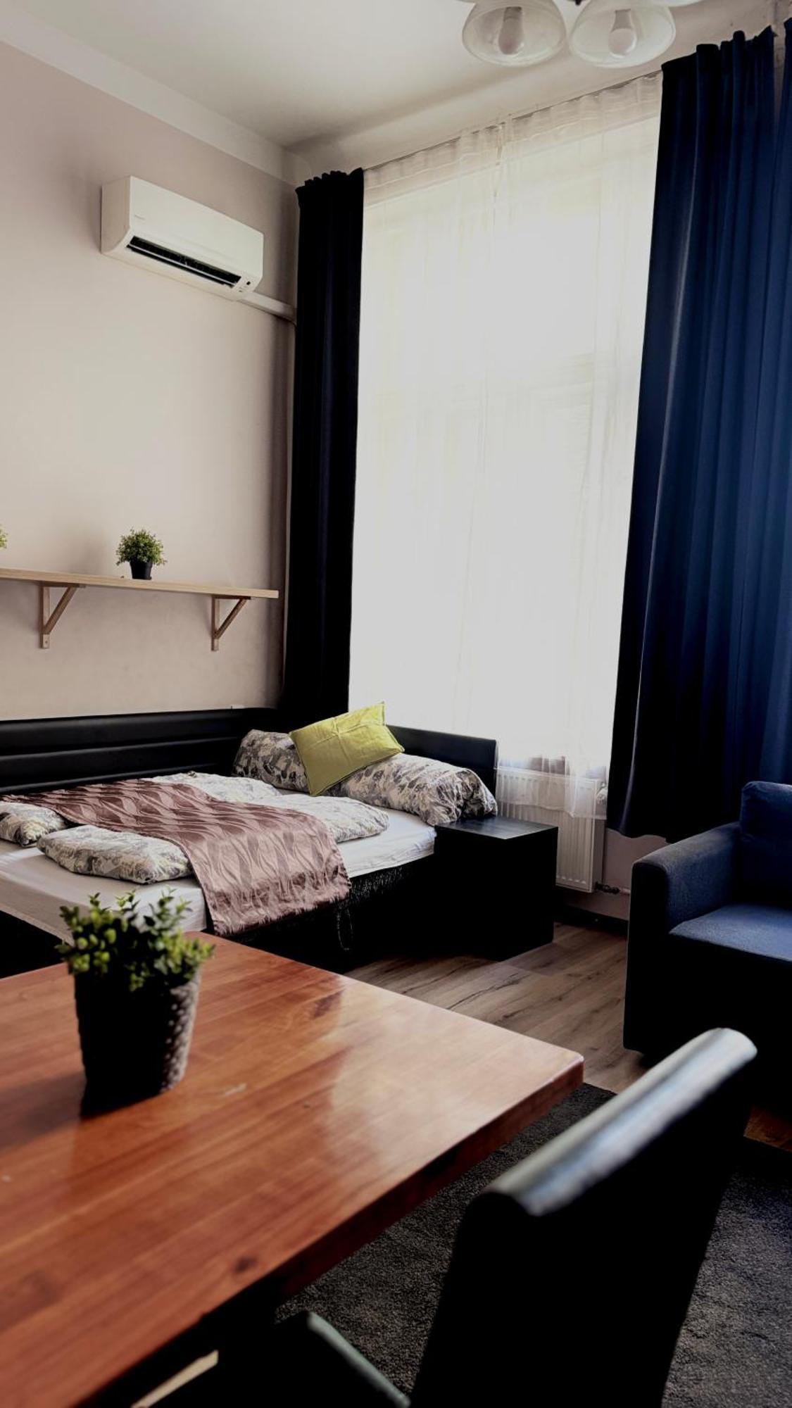 Central Walk Fashionstreet Apartmnts 布达佩斯 外观 照片