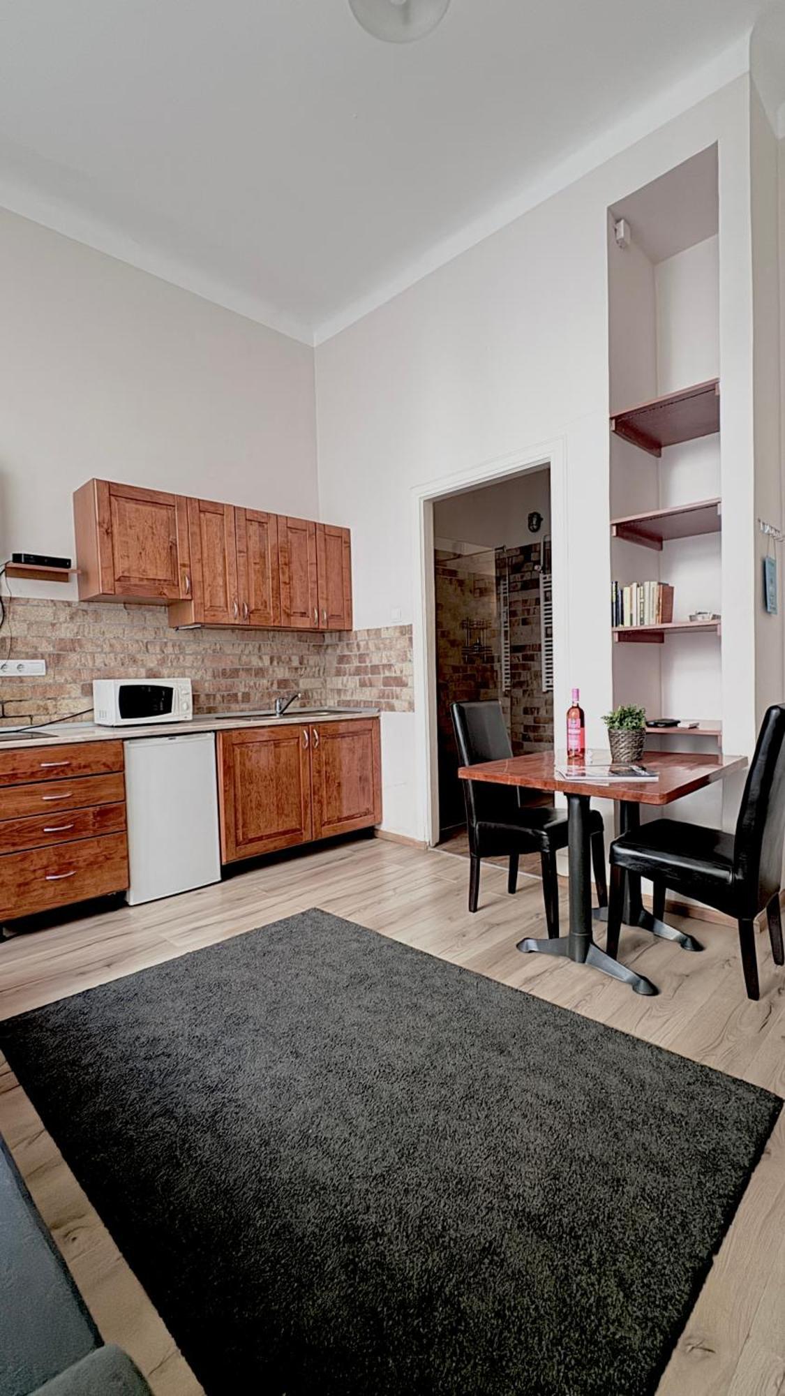 Central Walk Fashionstreet Apartmnts 布达佩斯 外观 照片