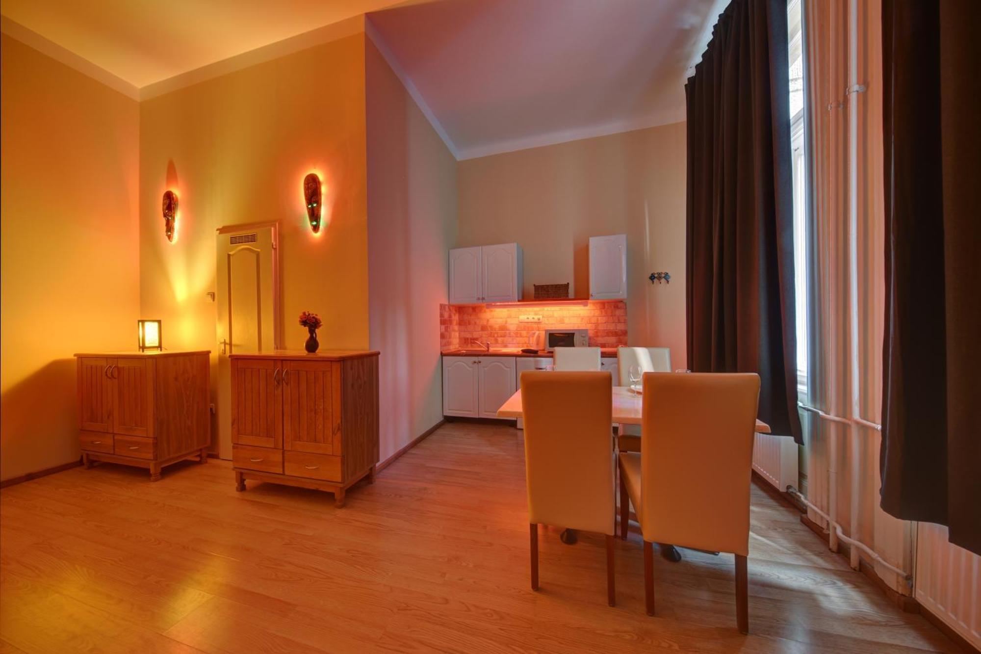 Central Walk Fashionstreet Apartmnts 布达佩斯 外观 照片